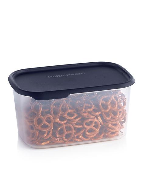 Tupperware One Touch Fresh™ Rectangular 12-cup/2.85 L For Sale